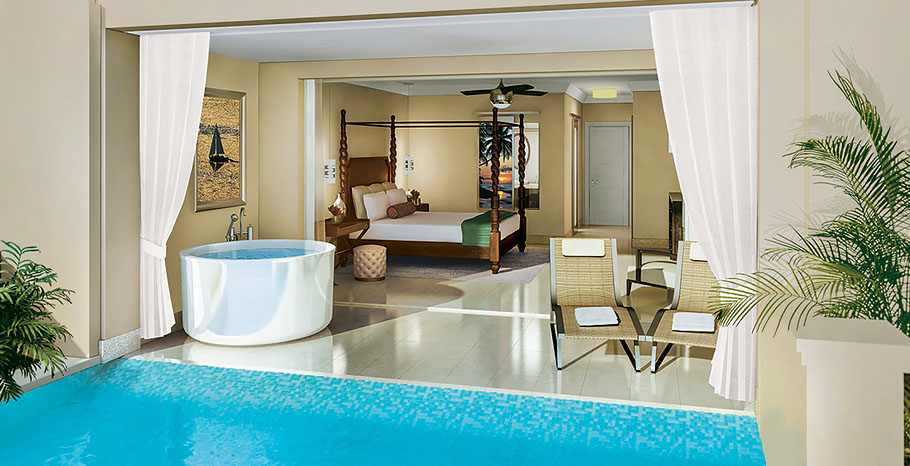 Crystal Lagoon Swim-Up Club Level Luxury Room (SLX)