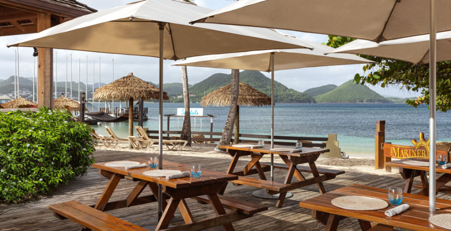 The Mariner Seaside Bar & Grill