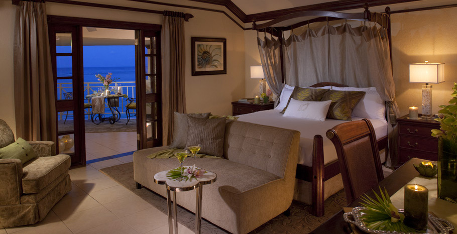 Honeymoon Oceanfront Verandah Butler Suite (HVR)